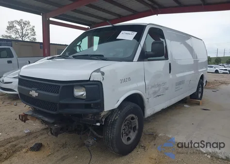2011 Chevrolet Express 2500 Work Van z USA, uszkodzony, nr VIN 1GCWGGCA3B1127003